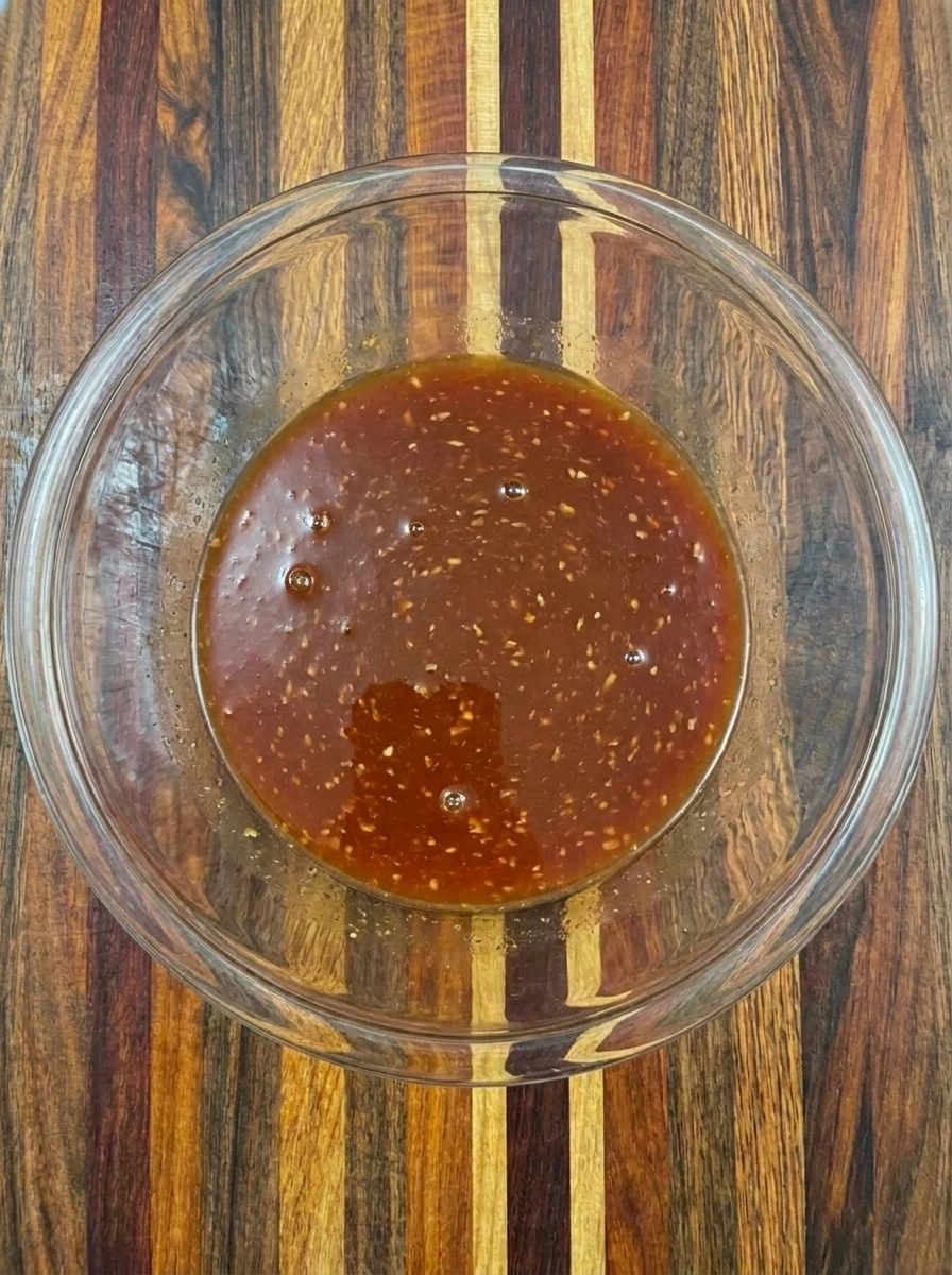 Mixed sauce for Sweet Hawaiian Crockpot Chicken